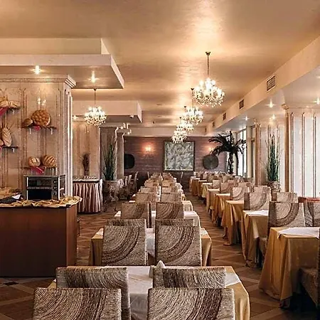 Hotel Elenite 3*